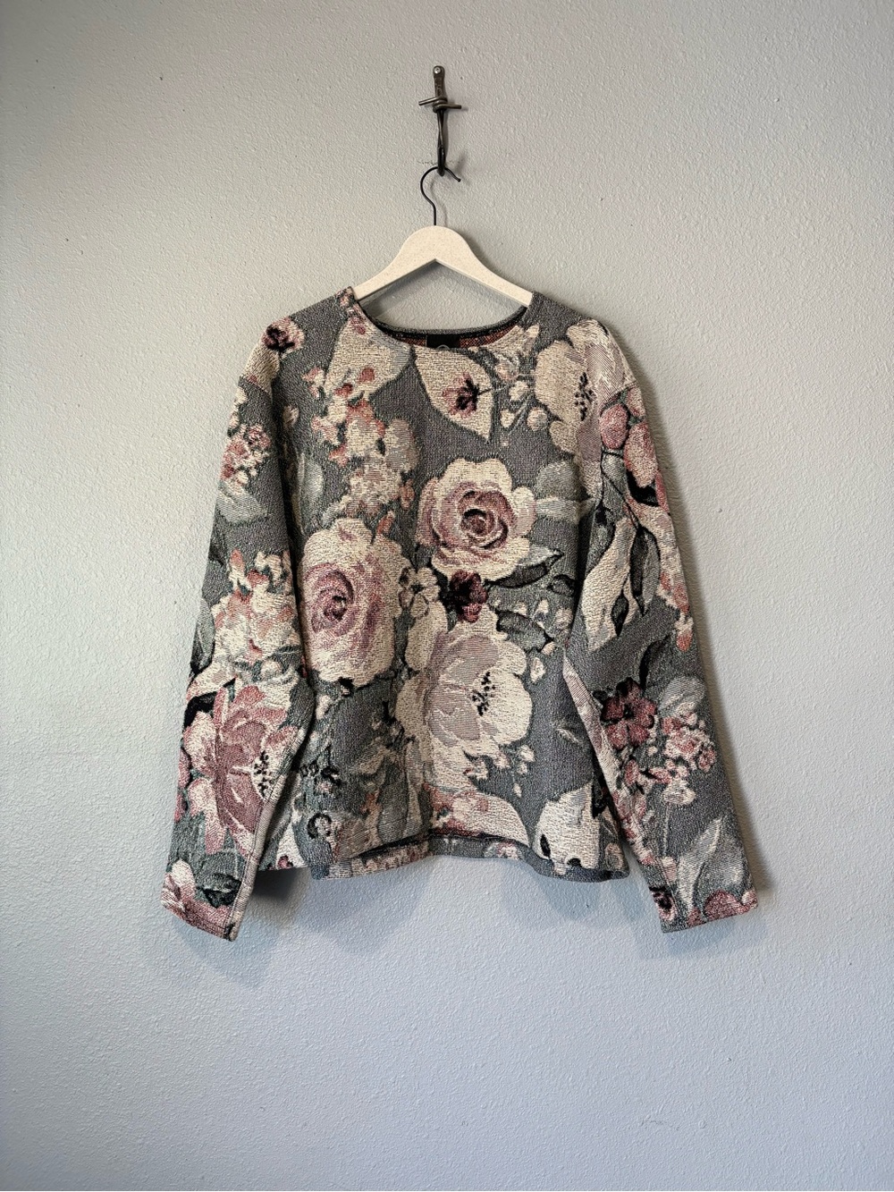 Dream Of Threads Wearable Art Fleur Rose Tapestry 100% Cotton Sweater size XL